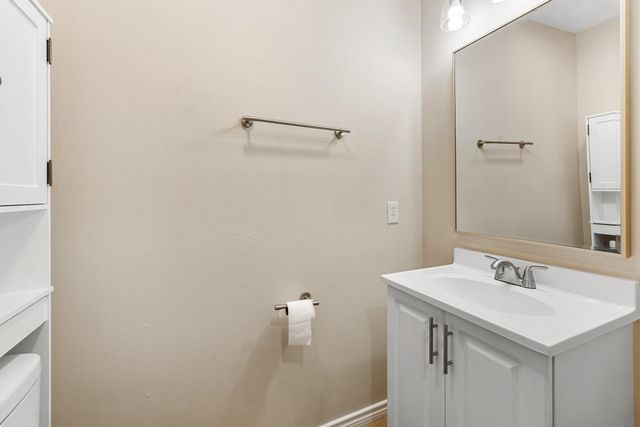6100 Whitetail Lane, Bryan, TX 77808