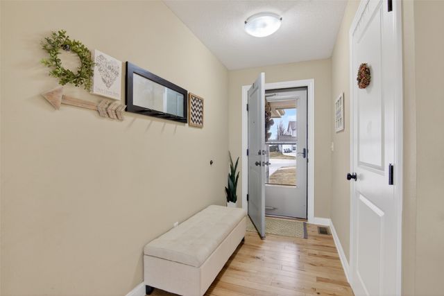 1602 Rutherford Court SW, Altoona, IA 50009