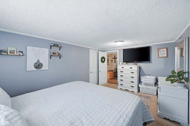 75 Reese Street, Irvine, KY 40336