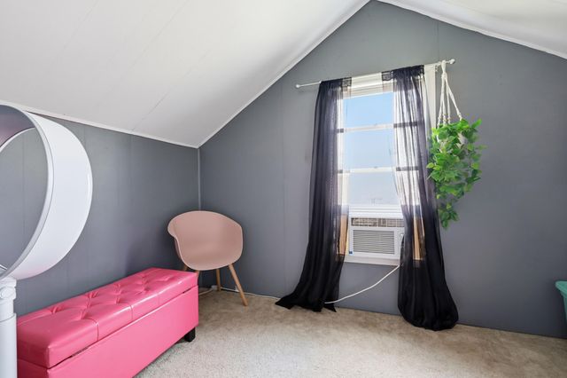 75 Reese Street, Irvine, KY 40336