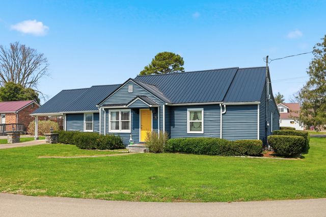 75 Reese Street, Irvine, KY 40336