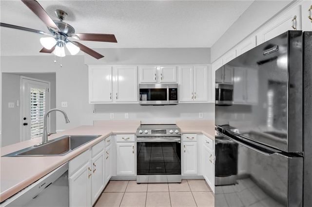 6382 Woodside Drive N, Theodore, AL 36582