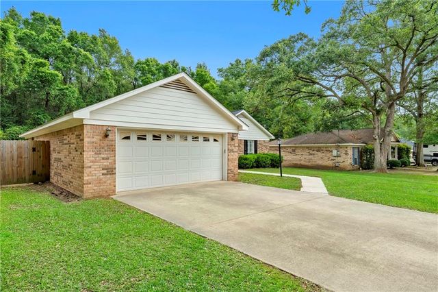 6382 Woodside Drive N, Theodore, AL 36582