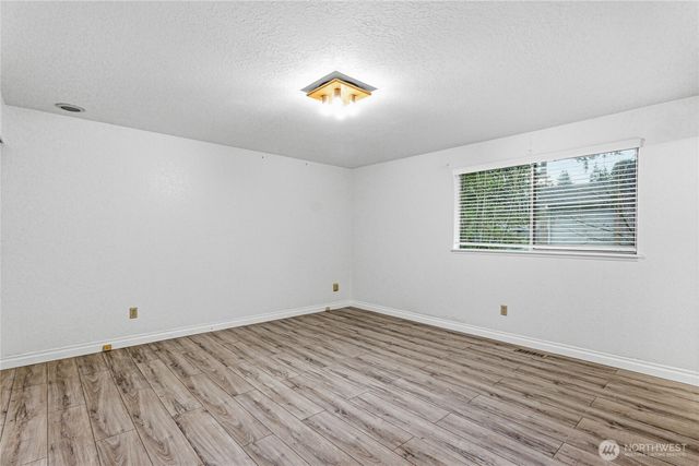 31838 25th Avenue SW, Federal Way, WA 98023