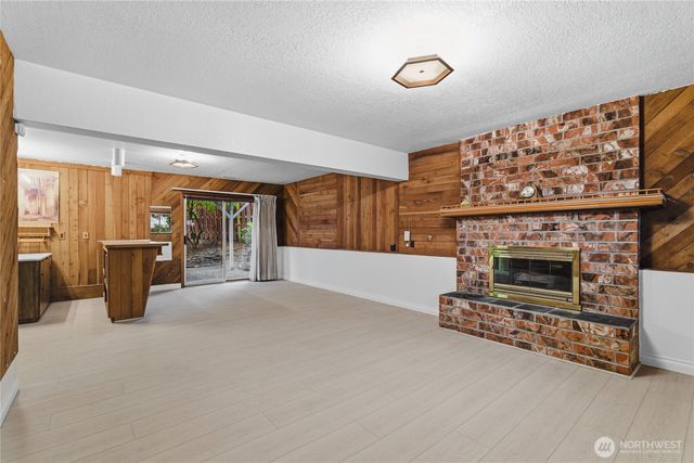 31838 25th Avenue SW, Federal Way, WA 98023