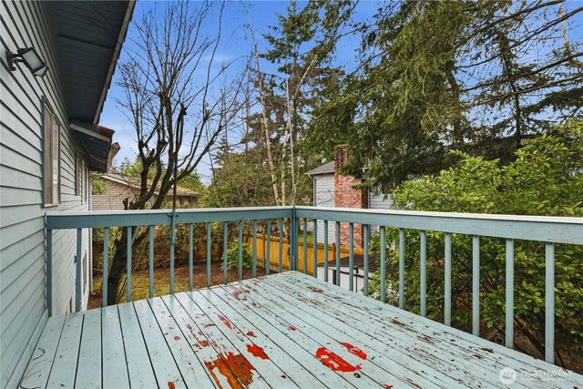 31838 25th Avenue SW, Federal Way, WA 98023