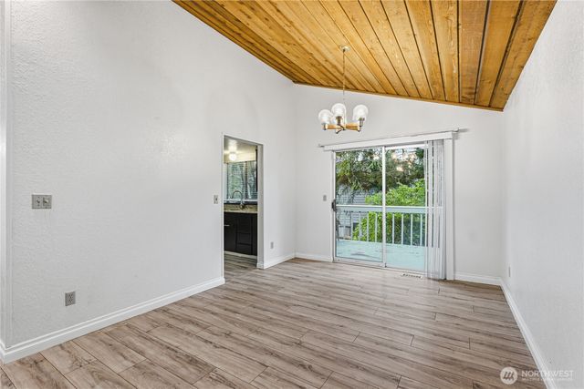 31838 25th Avenue SW, Federal Way, WA 98023