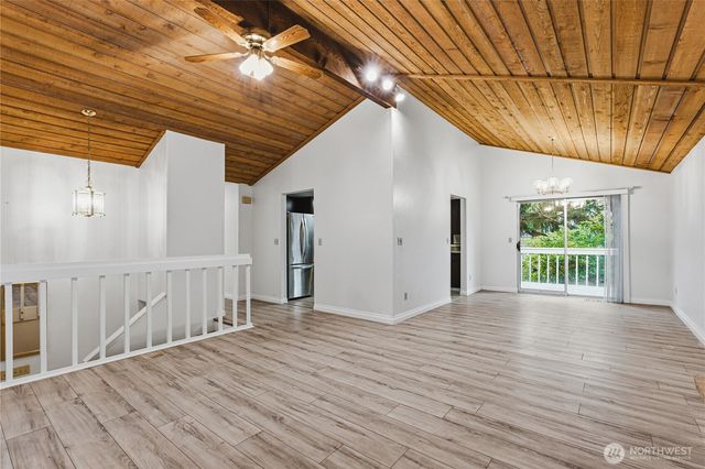 31838 25th Avenue SW, Federal Way, WA 98023