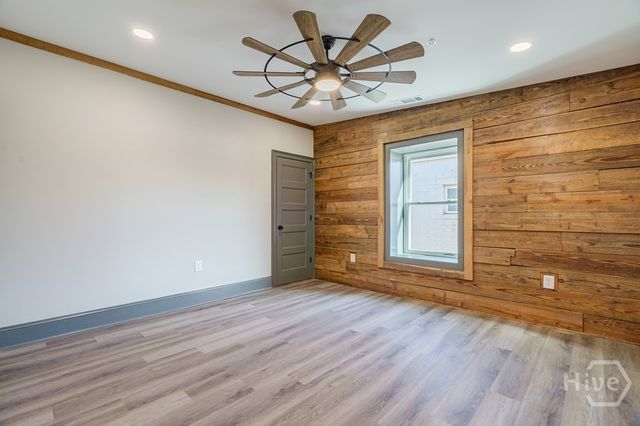 34 Depot St 25, Hartwell, GA 30643