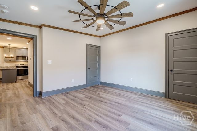 34 Depot St 25, Hartwell, GA 30643