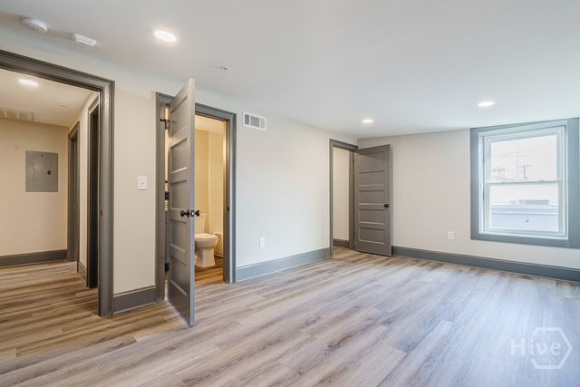 34 Depot St 25, Hartwell, GA 30643