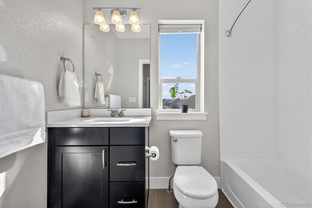 5686 Galena Street, Denver, CO 80238