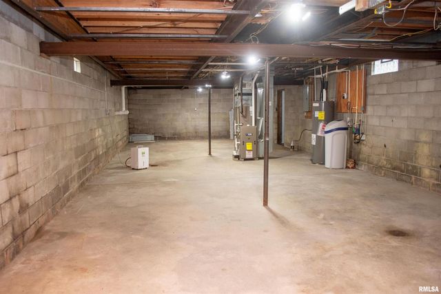 13240 VAN DAMME Road, Prophetstown, IL 61277