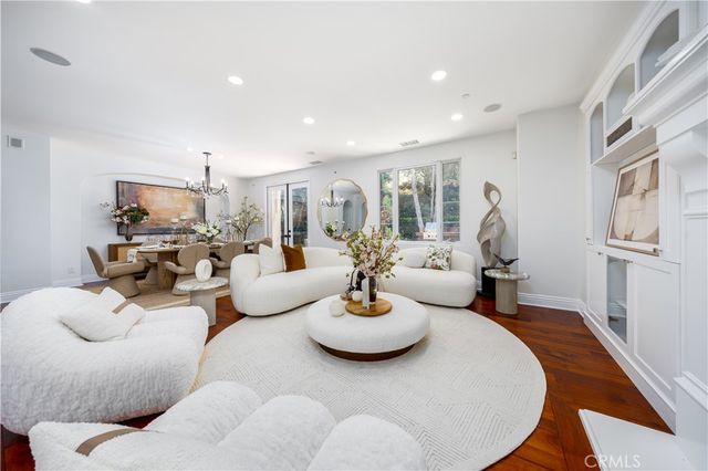 22 Shady, Irvine, CA 92603