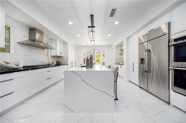22 Shady, Irvine, CA 92603