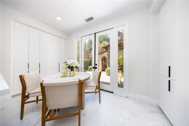 22 Shady, Irvine, CA 92603