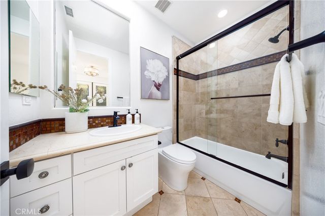 22 Shady, Irvine, CA 92603