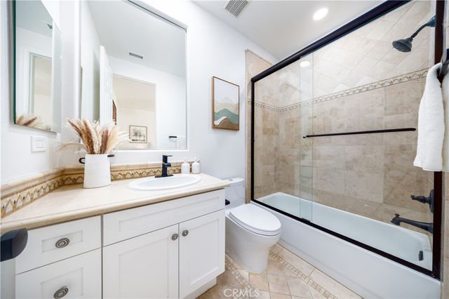 22 Shady, Irvine, CA 92603
