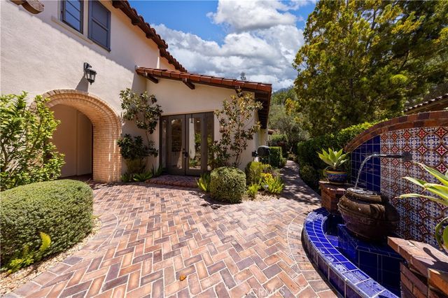 22 Shady, Irvine, CA 92603