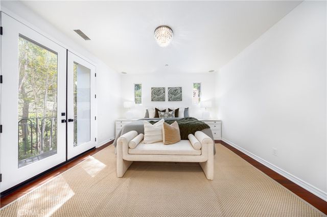 22 Shady, Irvine, CA 92603
