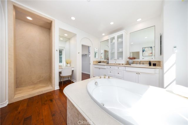 22 Shady, Irvine, CA 92603