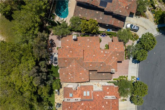 22 Shady, Irvine, CA 92603