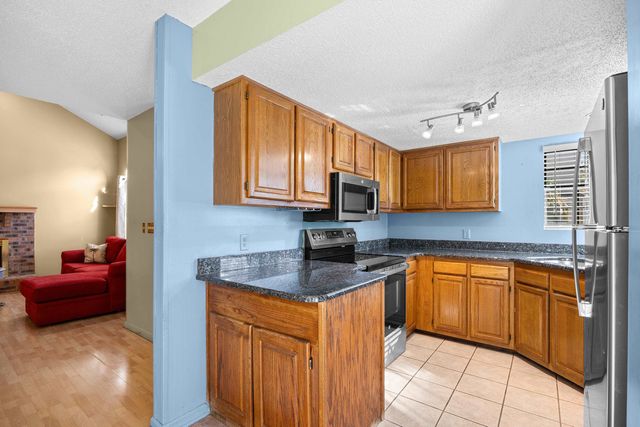 1004 Edge Dr., North Myrtle Beach, SC 29582