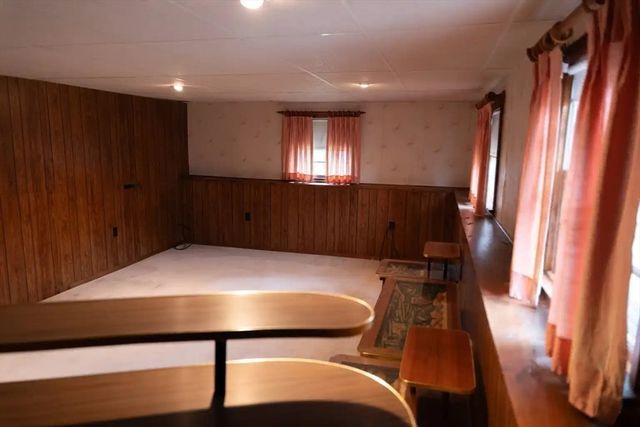 24 Hanson St, Brockton, MA 02302