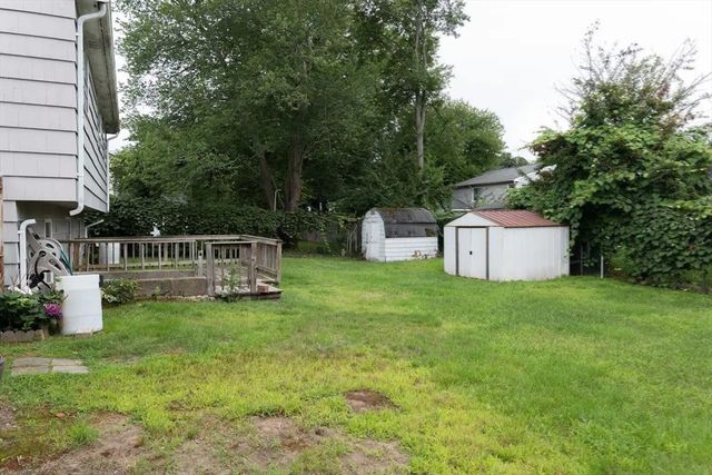 24 Hanson St, Brockton, MA 02302
