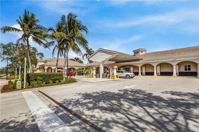 8650 Palermo CT, Naples, FL 34114
