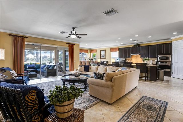 8650 Palermo CT, Naples, FL 34114