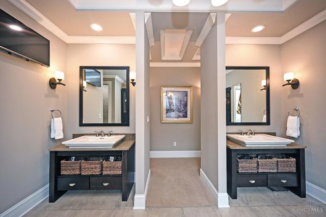4911 Chestnut Hill Drive, Deerfield Twp., OH 45040