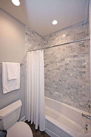 4911 Chestnut Hill Drive, Deerfield Twp., OH 45040