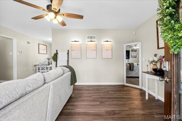 4362 Big Chief Drive, St Louis, MO 63123