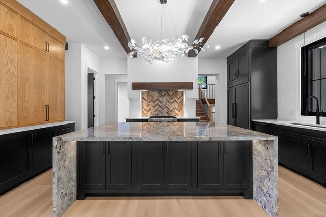 216 Greenwood Rd, Andover, MA 01810