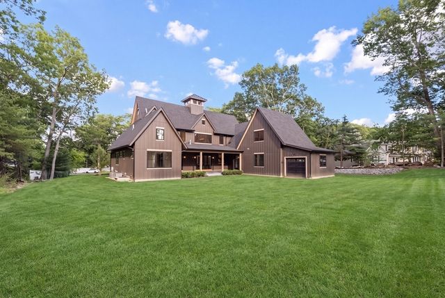 216 Greenwood Rd, Andover, MA 01810