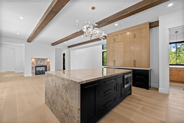 216 Greenwood Rd, Andover, MA 01810