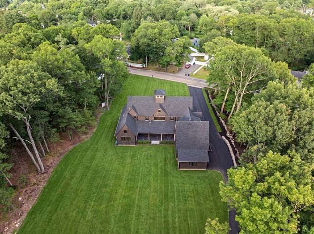 216 Greenwood Rd, Andover, MA 01810