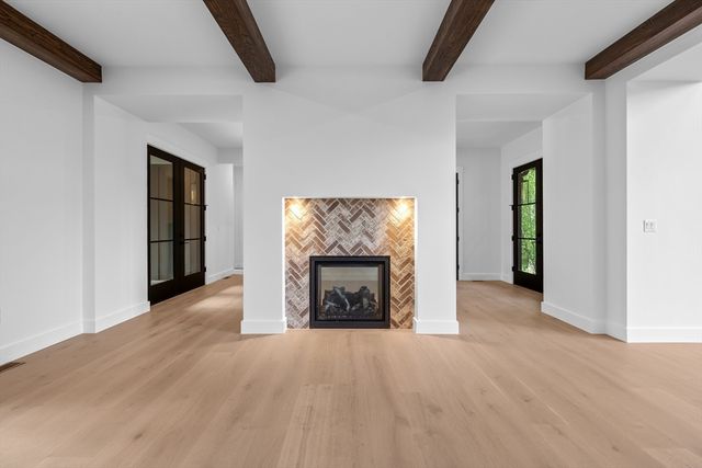 216 Greenwood Rd, Andover, MA 01810