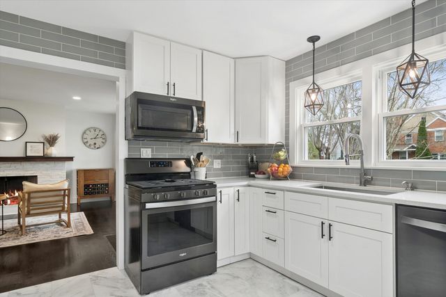 775 Broadview Avenue, Highland Park, IL 60035