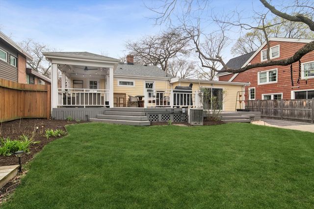 775 Broadview Avenue, Highland Park, IL 60035