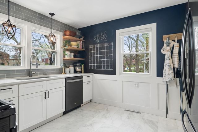 775 Broadview Avenue, Highland Park, IL 60035