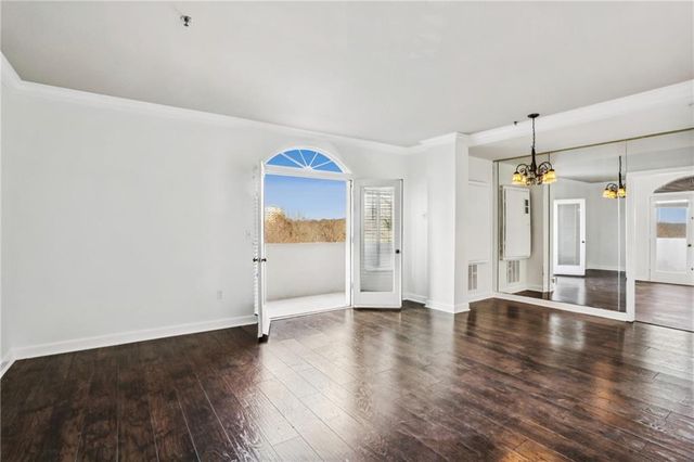 2161 Peachtree NE Road 205, Atlanta, GA 30309