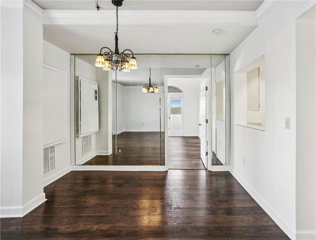 2161 Peachtree NE Road 205, Atlanta, GA 30309