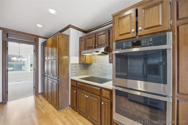 8608 E 106th Street, Tulsa, OK 74133