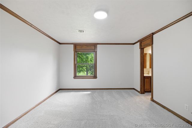 8608 E 106th Street, Tulsa, OK 74133