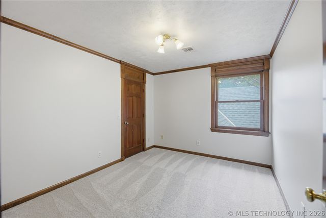 8608 E 106th Street, Tulsa, OK 74133