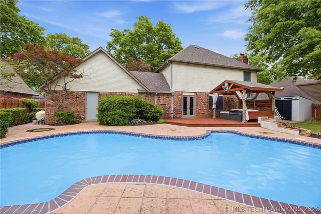 8608 E 106th Street, Tulsa, OK 74133