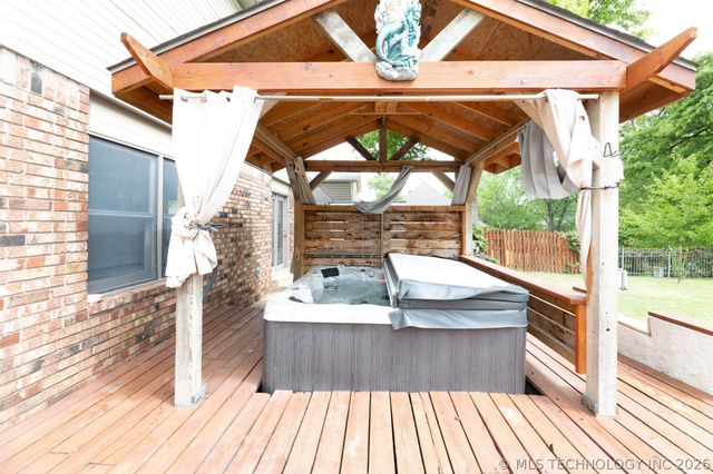 8608 E 106th Street, Tulsa, OK 74133