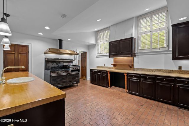 4 Augusta Way, Pinehurst, NC 28374